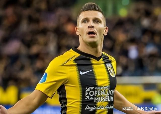 意媒:加拉塔萨雷有意鲁伊,但那不勒斯得分摊球员200万年薪