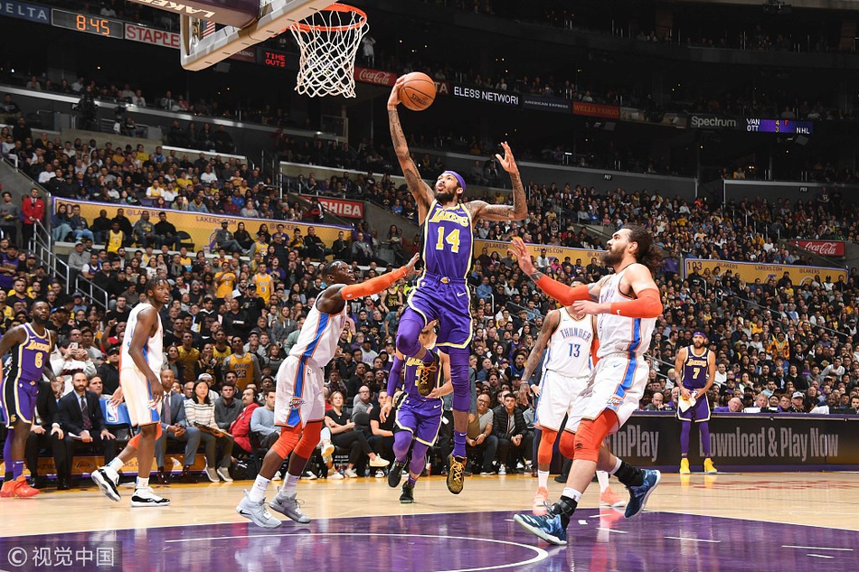 形成强烈反 形成强烈反